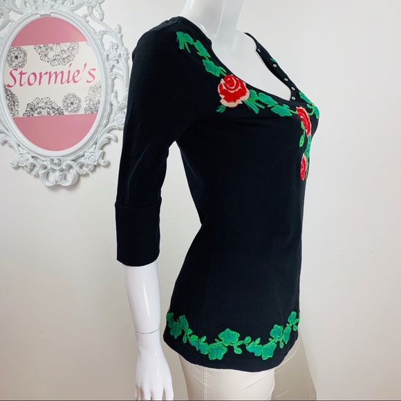 🎊HP🎊Bella Carra/ Black  Red Green Embroider Rose - Picture 4 of 8